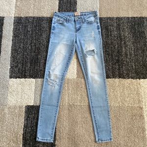 Juniors jeans